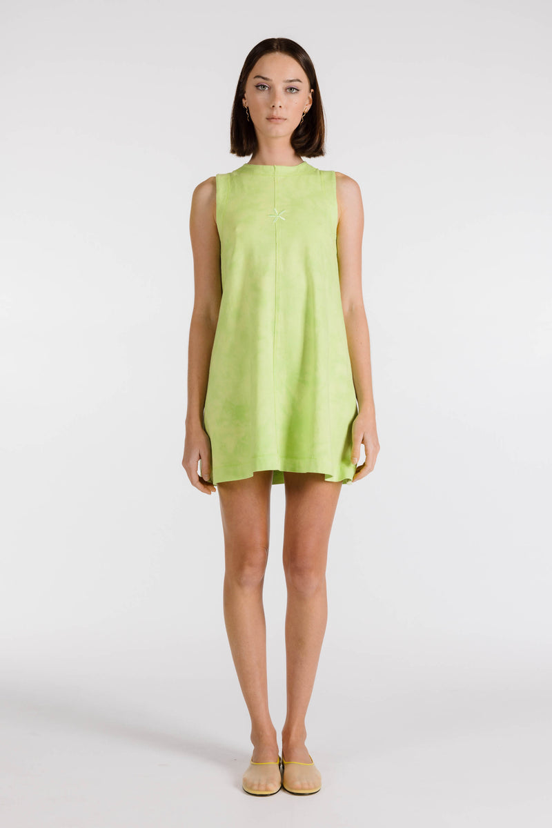 LE FLEUR ORGANIC COTTON TIE DYE SHIFT DRESS - APPLE