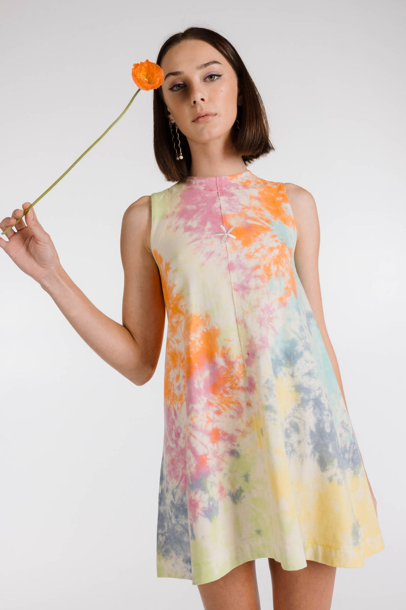 LE FLEUR ORGANIC COTTON TIE DYE SHIFT DRESS - RAINBOW