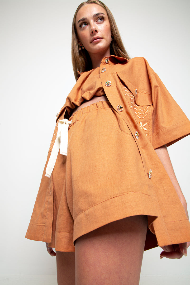 FLOWERS FOREVER EMBROIDERED SHORT - TERRACOTTA